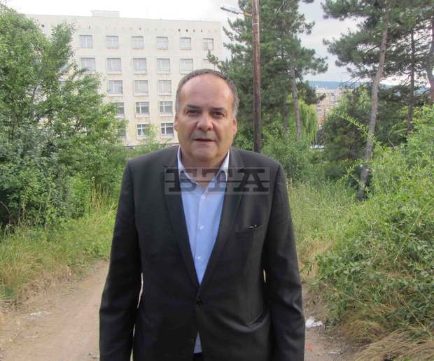 Община Перник е осигурила топла храна за бедстващите от квартал "Рудничар" Община Перник е осигурила топла храна за бедстващите от квартал "Рудничар"