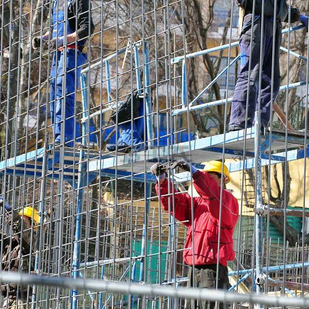 Инспекцията по труда в Ловеч е установила близо 130 нарушения на строителни обекти в областта Инспекцията по труда в Ловеч е установила близо 130 нарушения на строителни обекти в областта