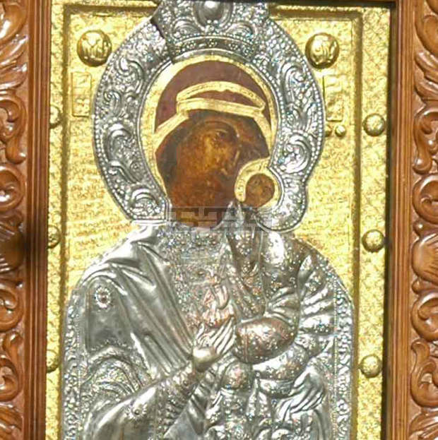 Алфатарци ще посрещнат чудотворна икона на Света Богородица от Бачковския манастир