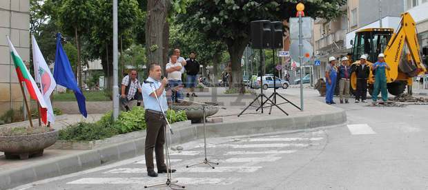 Започна строежът по четвъртия етап от благоустрояването на централната част на Омуртаг