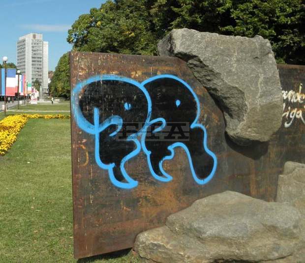 Общественият съвет по култура в Перник  ще решава съдбата  на демонтираните в центъра скулптури