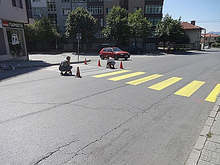 Община Карлово обновява пътната маркировка