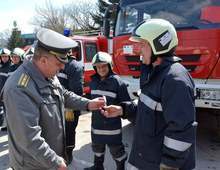 Пожарникарите в Девня получиха  нови специализирани коли  и оборудване