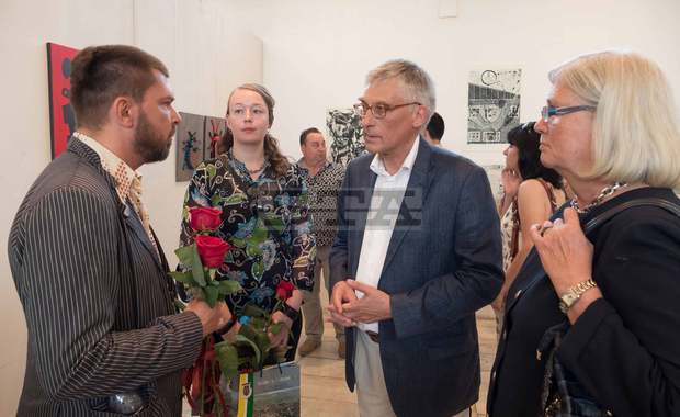 Посланикът на Финландия  откри изложбата "Павликени и светът"