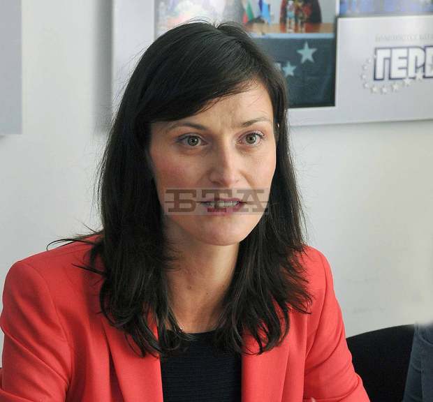 Евродепутатът Мария Габриел открива Европейски информационен център в Сливен 