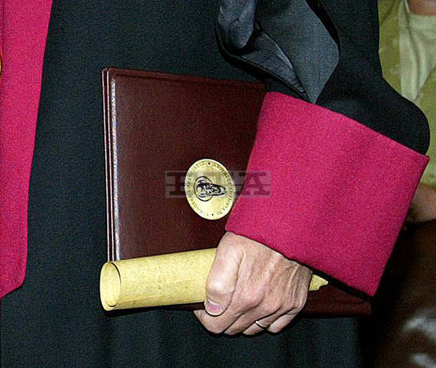 Мярка за неотклонение "Задържане под стража" е наложена на служител на МВР в Силистра