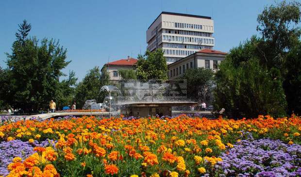 Община Разград поема дългосрочни дългове за изпълнението на проекта за създаване на зелена и достъпна градска среда 