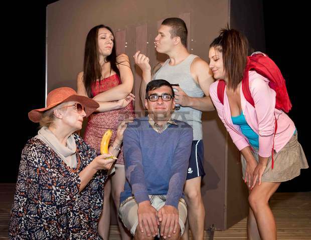 С две премиери започва сезонът за Драматичен театър-Търговище