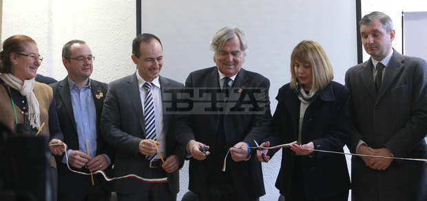 Йорданка Фандъкова откри младежки образователен и информационен център "София - европейска столица на спорта 2018 година" 