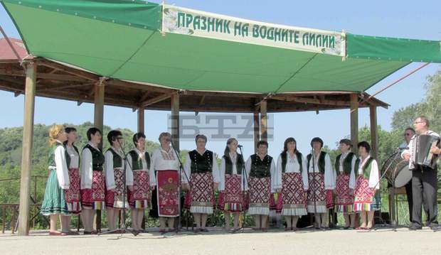 Повече от 870  изпълнители участваха  в Празника на водните лилии край  силистренското село Малък Преславец 