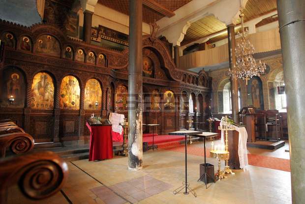 Храм "Св. Успение Богородично" в Търговище раздаде 110 хранителни пакета на миряни