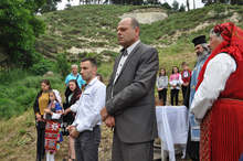 Скалният барелеф на "Св. Георги" над село Елешница беше осветен днес