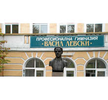 Понеделник ще бъде неучебен ден за учениците от запалилата се в петък кърджалийска гимназия