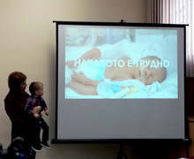 Клиниките по неонатология в страната ще получават безплатно памперси