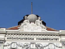 Въвеждането на модерните технологии в университетите привлича студентите, според експерт