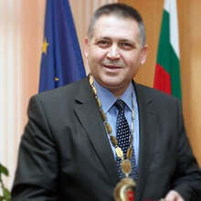 Кметът д-р Валентин Василев: Продължаваме да работим активно за превръщане на Разград в по-хубава община