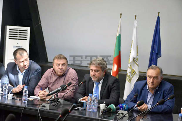 Министър Боил Банов: Министерството на културата утре ще връчи заповед на АПИ за съхраняване на  разкопките край село Покровник