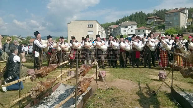 "Жива вода" приготвят тази вечер в Златоград