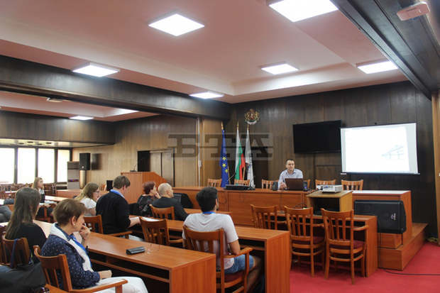 Управление на проекти и предприемачество учат докторанти от 11 страни в Русенския университет Управление на проекти и предприемачество учат докторанти от 11 страни в Русенския университет