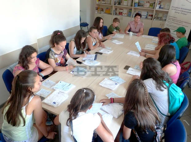 Децата, участници в Еколято, се запознаха с дейността на ОИЦ - Разград