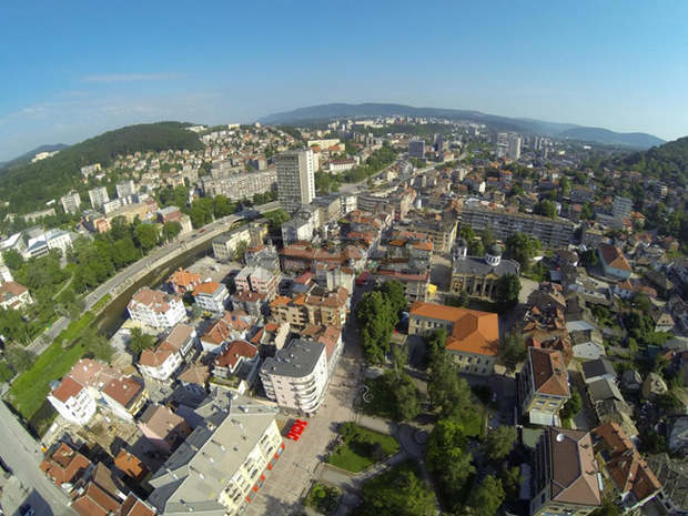 В Габрово не достигат електротехници, готвачи, заварчици и сервитьори