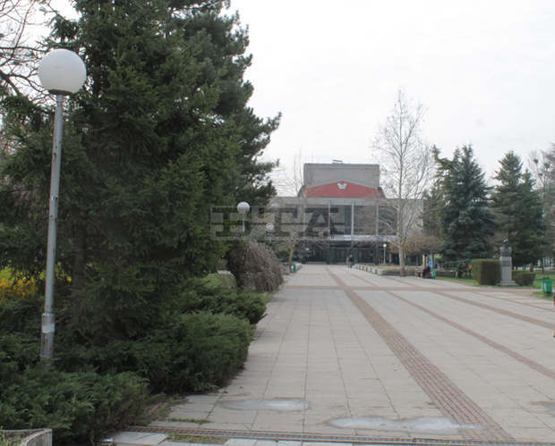 За неспазване на противоепидемичните мерки през почивните дни в Търговище са съставени 27 акта За неспазване на противоепидемичните мерки през почивните дни в Търговище са съставени 27 акта