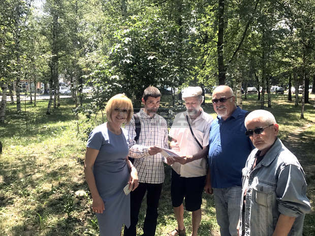 Омбудсманът Мая Манолова се застъпи за инициативен комитет в Кюстендил, бранещ брезова горичка в центъра на града Омбудсманът Мая Манолова се застъпи за инициативен комитет в Кюстендил, бранещ брезова горичка в центъра на града