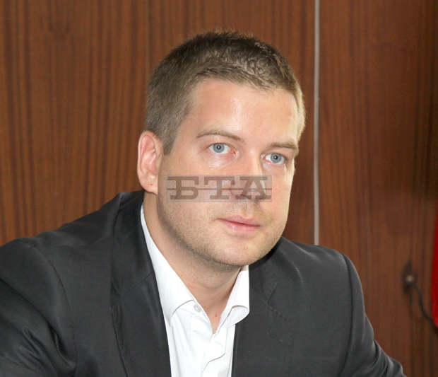 Кметът ще дава онлайн традиционните си пресконференции Кметът ще дава онлайн традиционните си пресконференции
