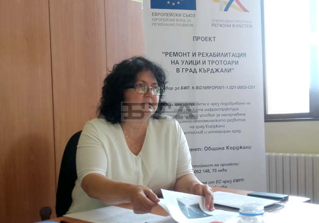 Учениците от две от ремонтиращите се училища в Кърджали се връщат в класните си стаи