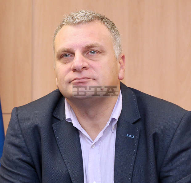 Евродепутатът Петър Курумбашев: Очакванията са следващият бюджет на ЕС да бъде намален с малко Евродепутатът Петър Курумбашев: Очакванията са следващият бюджет на ЕС да бъде намален с малко
