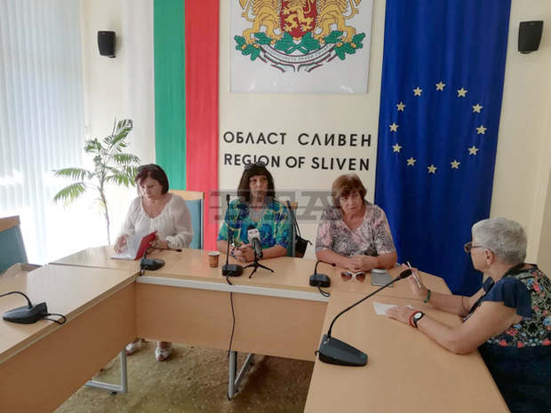 Потомци на стари сливенски родове ще се срещнат за 23-а година в Деня на Независимостта Потомци на стари сливенски родове ще се срещнат за 23-а година в Деня на Независимостта