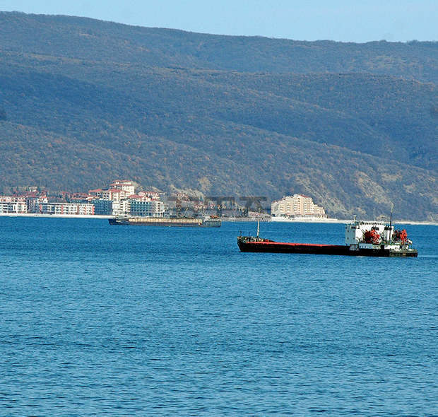 Шест мини от Първата световна война са унищожени в морето край Несебър