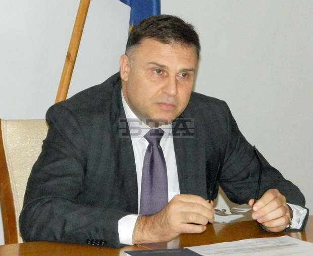 Областният управител на Плевен обявява от 20 март Първа степен на готовност при наводнения за Дунавските общини Областният управител на Плевен обявява от 20 март Първа степен на готовност при наводнения за Дунавските общини