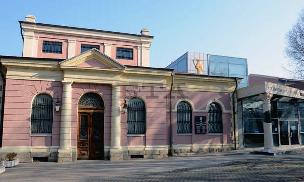 В Археологическия музей в Пловдив откриха изложба на непоказвани досега предмети, църковна утвар В Археологическия музей в Пловдив откриха изложба на непоказвани досега предмети, църковна утвар