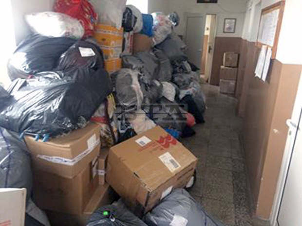 Хора от страната и чужбина изпращат дарения за децата от плевенското село Дисевица след апела на Сдружението на сираците