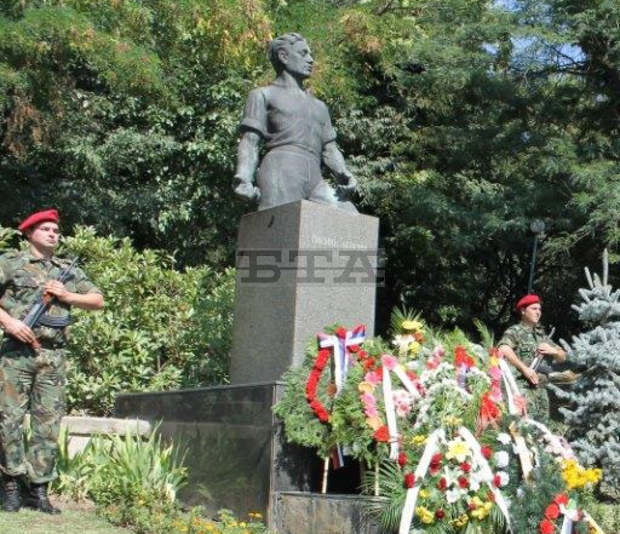 Пловдив чества 180-ата годишнина от рождението на Апостола на българската свобода Пловдив чества 180-ата годишнина от рождението на Апостола на българската свобода