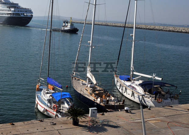 Стари географски и морски карти на френската картографска школа, дневници на пътешественици и дипломати ще бъдат показани в Бургас