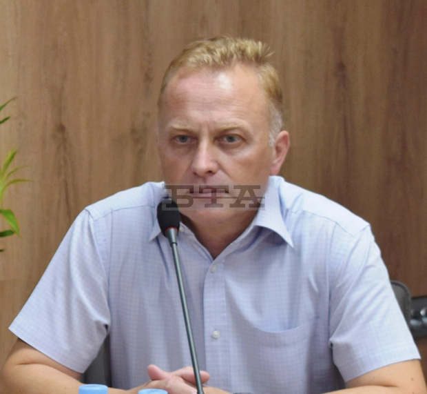 Бюрото по труда в Перник организира кампания по случай Международния ден на младежта