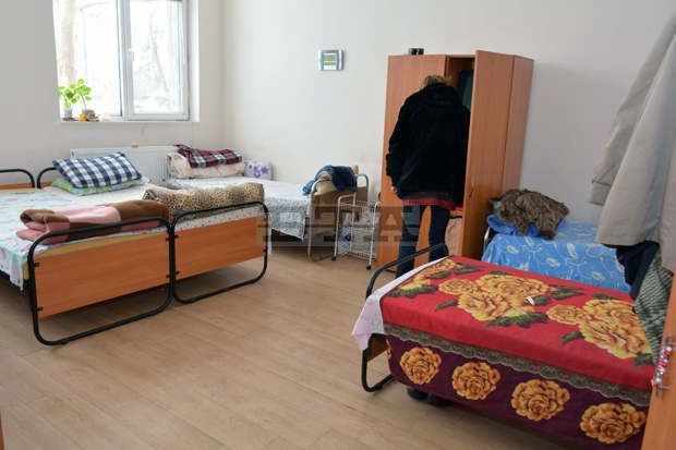 Четирийсет души ще получат топъл обяд в кризисната трапезария за бездомни в Русе Четирийсет души ще получат топъл обяд в кризисната трапезария за бездомни в Русе