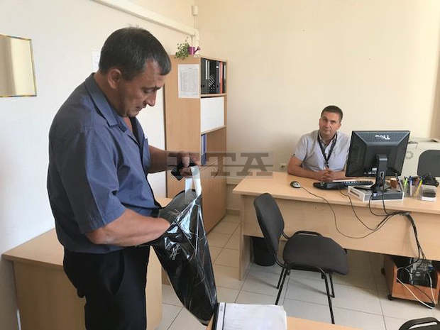 Увеличава се интересът на стопаните от област Търговище към Националната програма по пчеларство, съобщават от фонд "Земеделие" Увеличава се интересът на стопаните от област Търговище към Националната програма по пчеларство, съобщават от фонд "Земеделие"