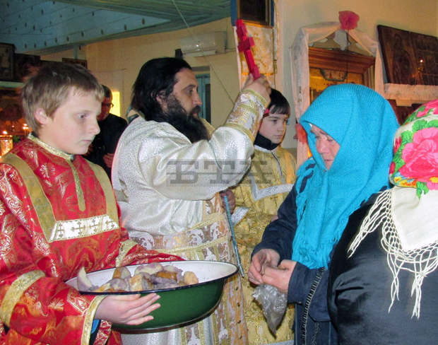 С типичното коледно ястие "холодец" живеещите в силистренското село Татарица етнически руснаци днес завършват постите