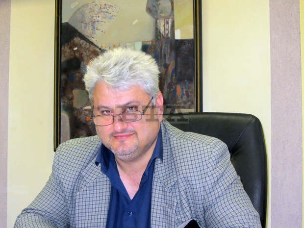 Над 70 процента от тръбите от топлопреносната мрежа в центъра на Перник са заобиколени от вода Над 70 процента от тръбите от топлопреносната мрежа в центъра на Перник са заобиколени от вода