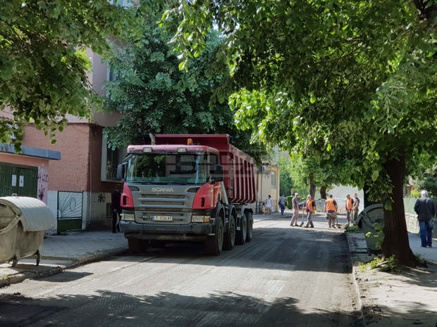 Близо 550 000 лева ще инвестира Общината Търговище в ремонти на няколко улици в града Близо 550 000 лева ще инвестира Общината Търговище в ремонти на няколко улици в града
