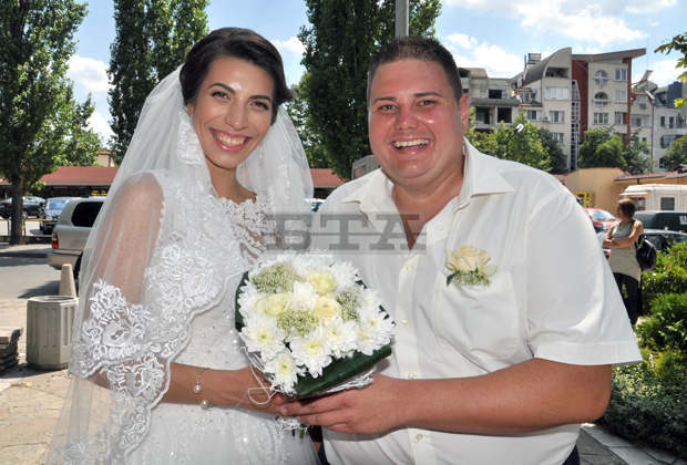 В Хасково 7 граждански брака се сключват днес В Хасково 7 граждански брака се сключват днес