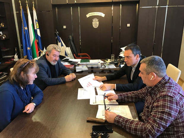 Болните от грип ученици в област Бургас са над 15 процента