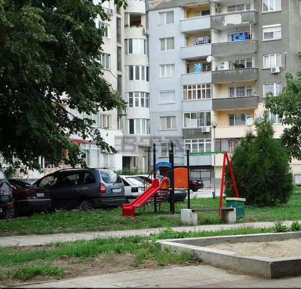 Обновяват се детски площадки в Силистра според изискванията за безопасност Обновяват се детски площадки в Силистра според изискванията за безопасност