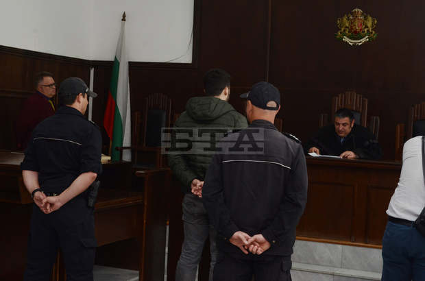 Съдът в Добрич постанови "подписка" за българския гражданин, издирван от САЩ Съдът в Добрич постанови "подписка" за българския гражданин, издирван от САЩ