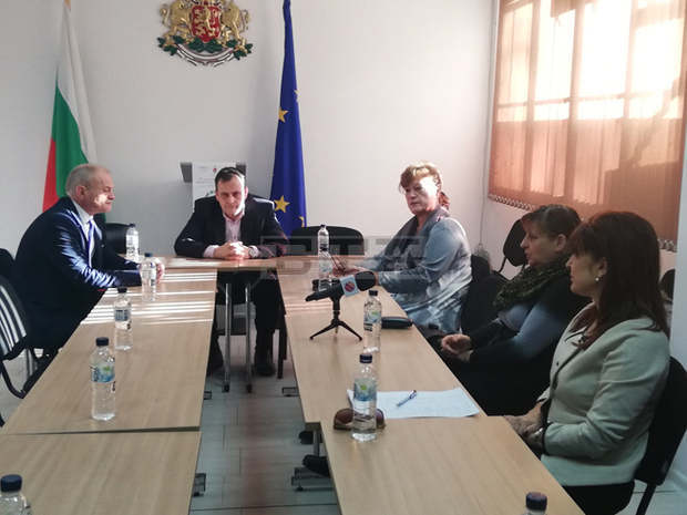 В област Пазарджик остава в сила грипната епидемия, продължава и грипната ваканция в училищата