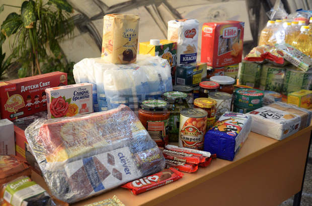 Над 8000 нуждаещи се от Разградско ще получат хранителни продукти Над 8000 нуждаещи се от Разградско ще получат хранителни продукти