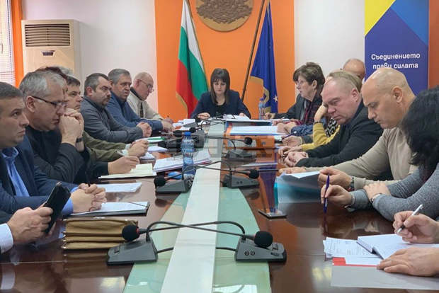 Повече от 2200 имота ще бъдат засегнати при изграждането на новото трасе от път Е 79 в участъка от Видин до Ружинци Повече от 2200 имота ще бъдат засегнати при изграждането на новото трасе от път Е 79 в участъка от Видин до Ружинци